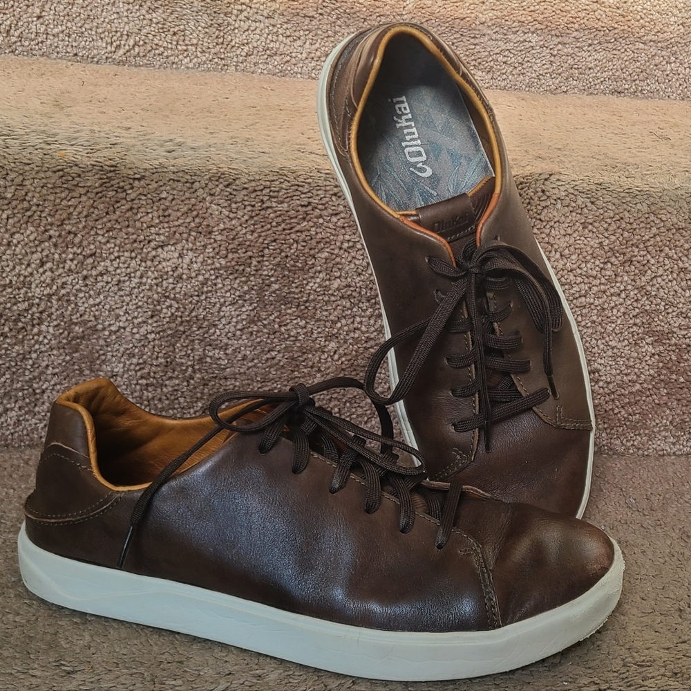 OluKai Sz M 10.5 Lae'ahi Lī 'Ili Men's waterproof leather sneakers Brown